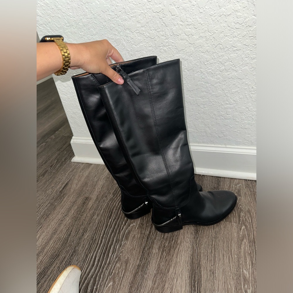 sarto gently worn black boots